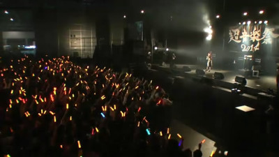 This screenshot is taken right after Nanjo announces her next song in the fripside performance: Shooting Star